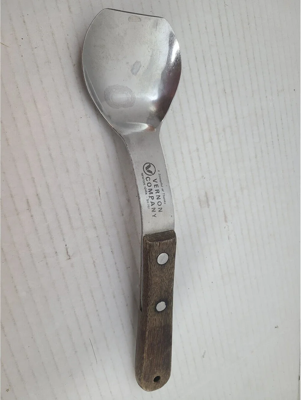 Promotional Advertising Vintage Vernon Vernco Ice Cream Scoop Rivited Handle
